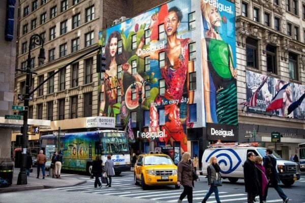 Les peintures publicitaires bientôt de retour à Paris