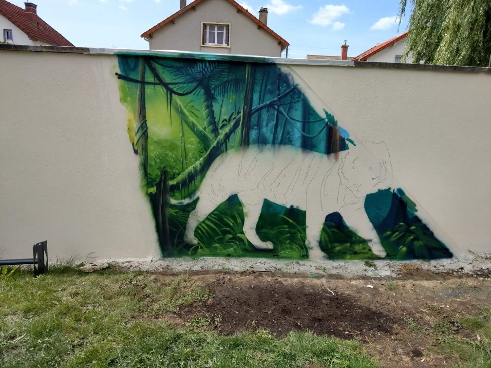 Fresque murale extérieure dans le jardin d'un particulier par Monsieur Peinture