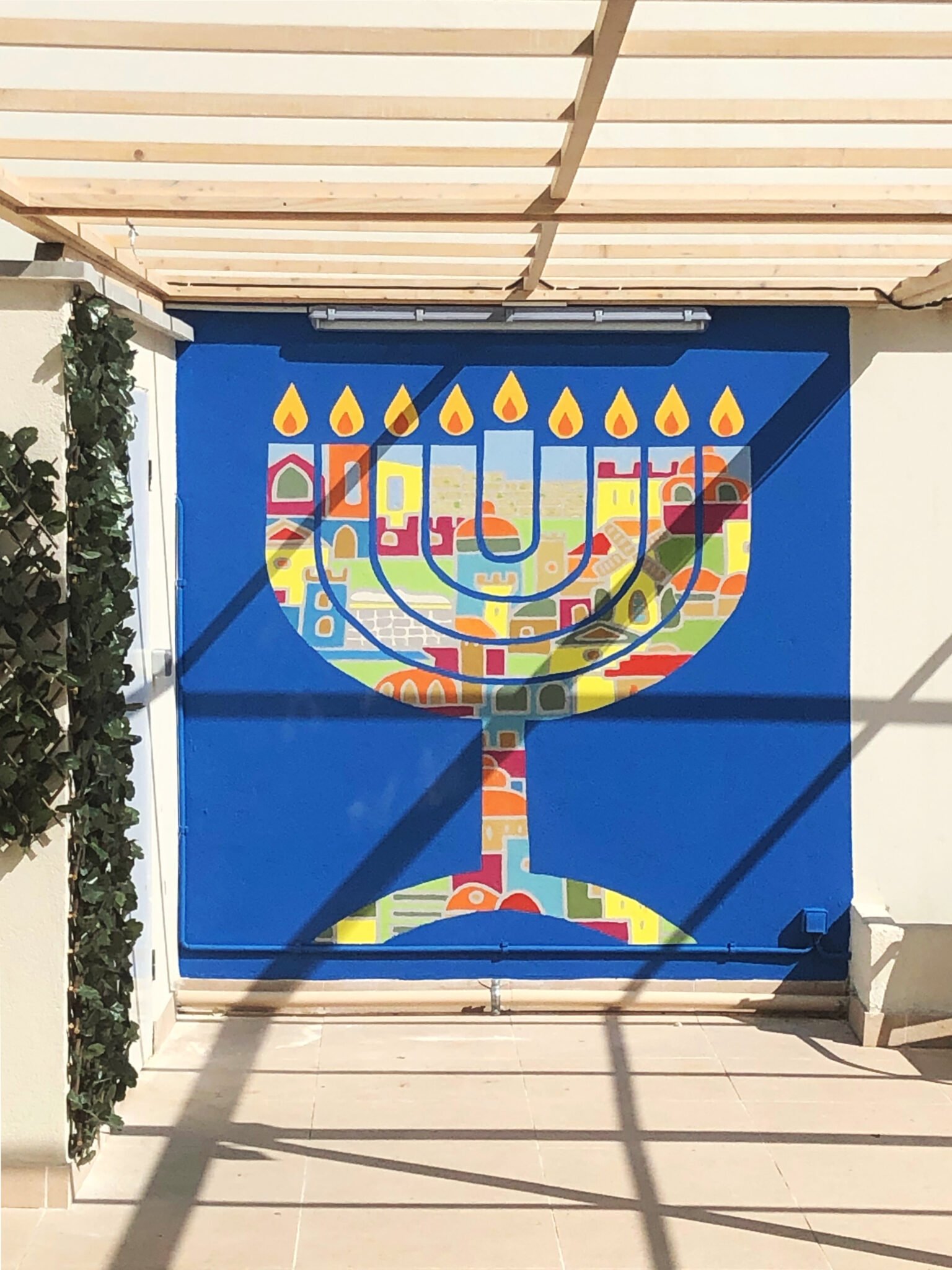 Courbevoie | Fresque artistique dans une Synagogue par Monsieur Peinture