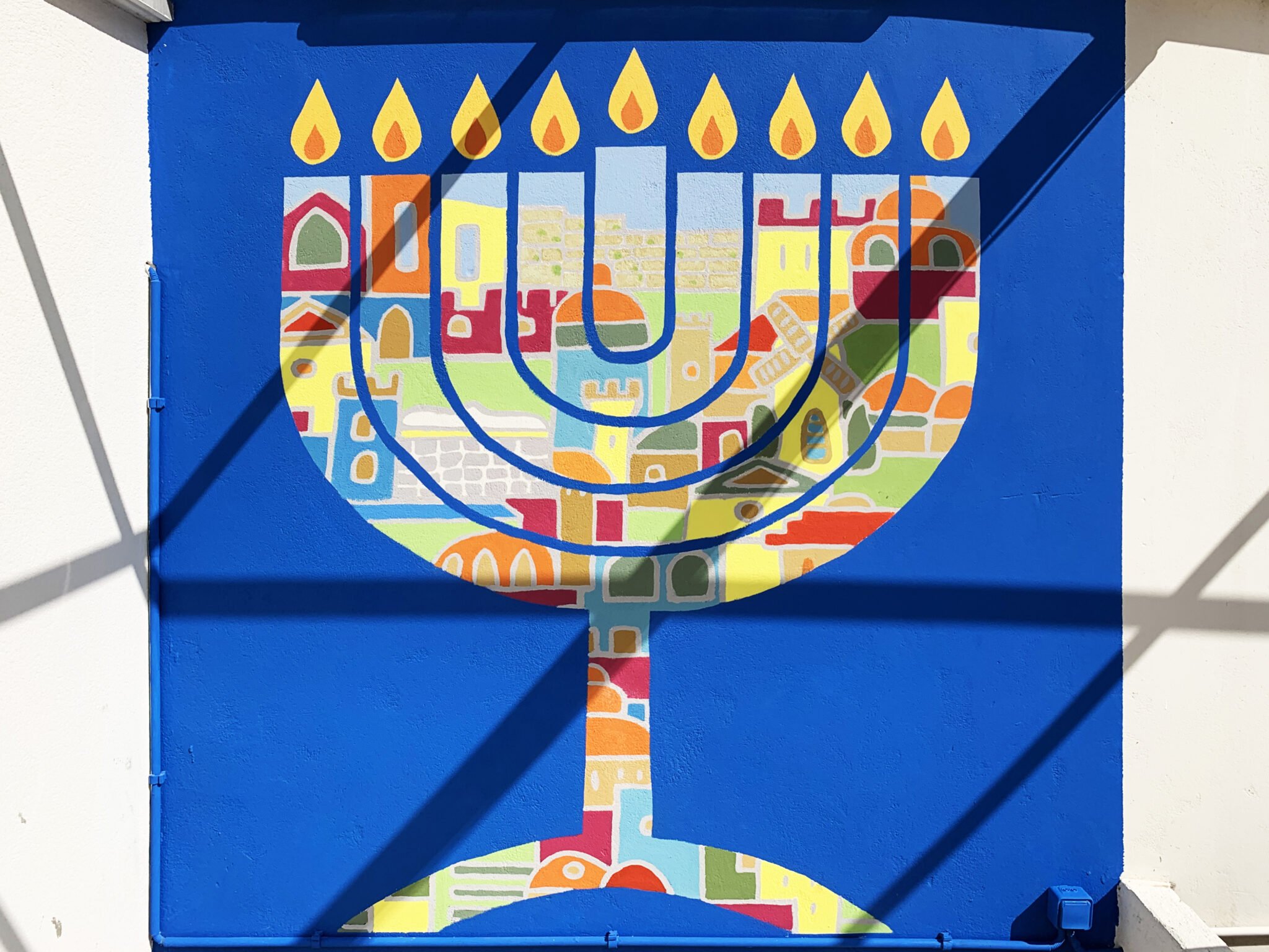 Courbevoie | Fresque artistique dans une Synagogue par Monsieur Peinture