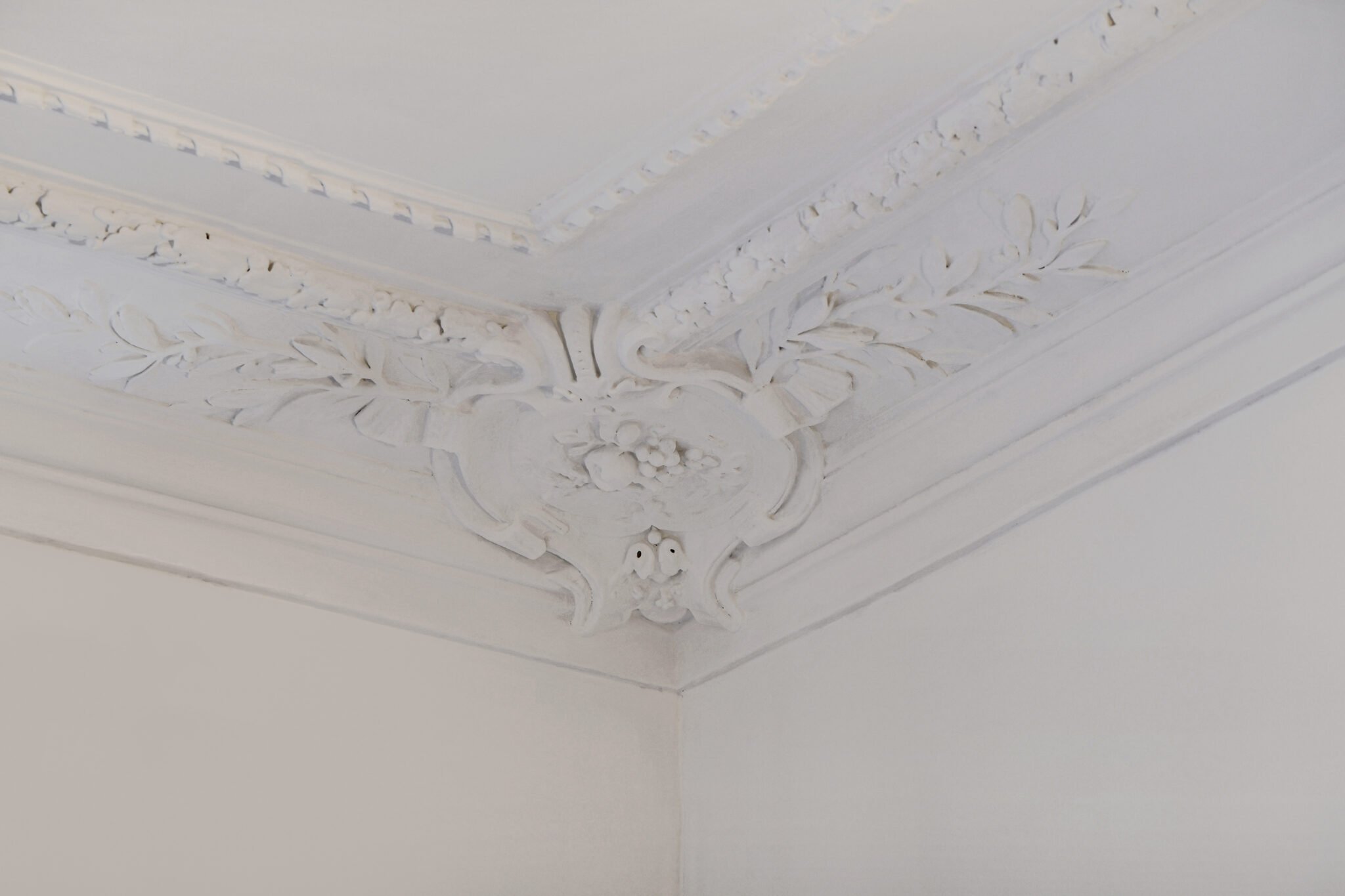 Moulure au plafond