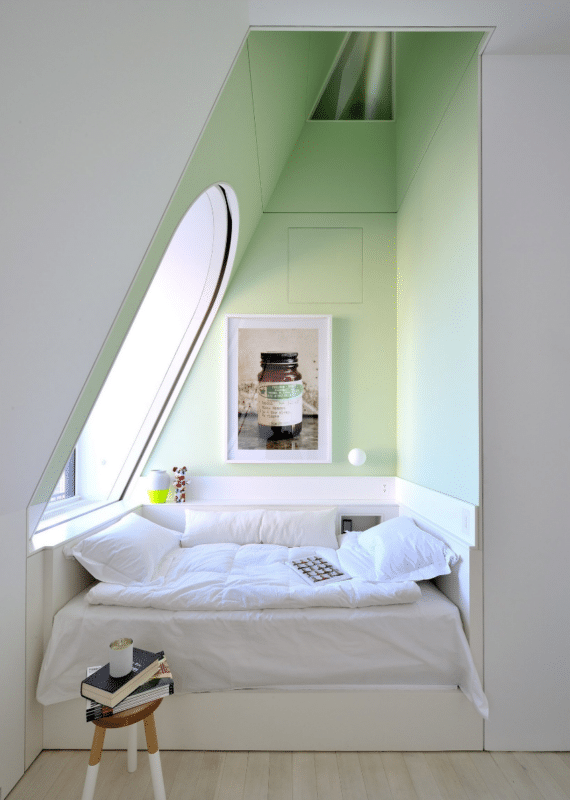 peinture vert pastel dans une chambre