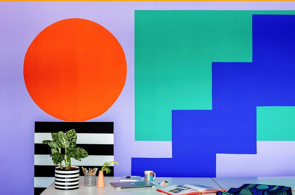 studio de Camille Walala - motifs et couleur