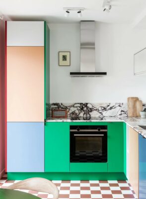 Crédence en marbre dans une cuisine