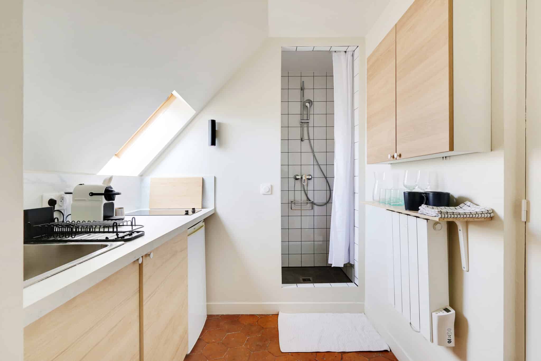 Coin cuisine et salle de bain studio Paris 8